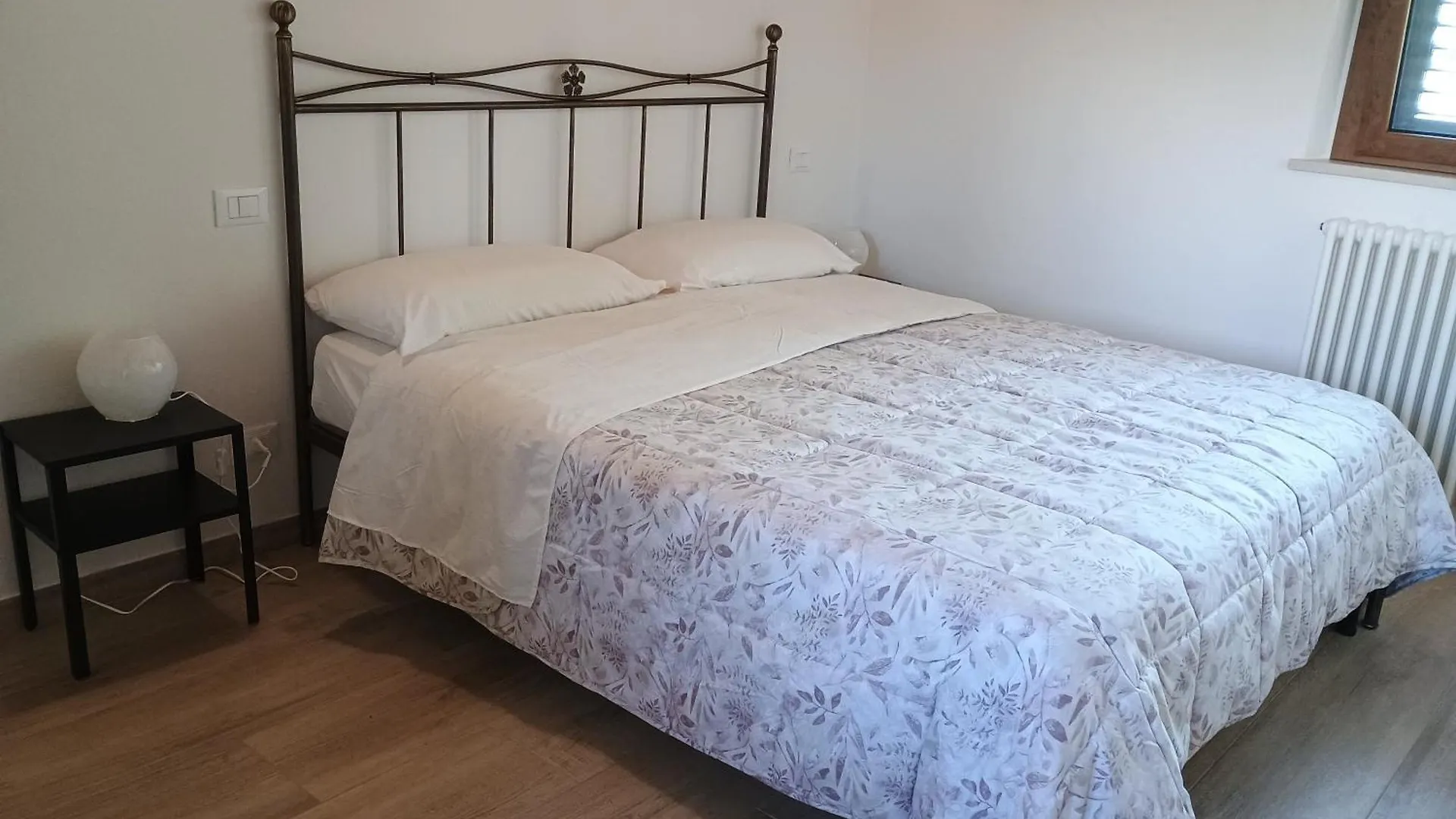 Dalla Gina E Paolino B&B アウッラ イタリア