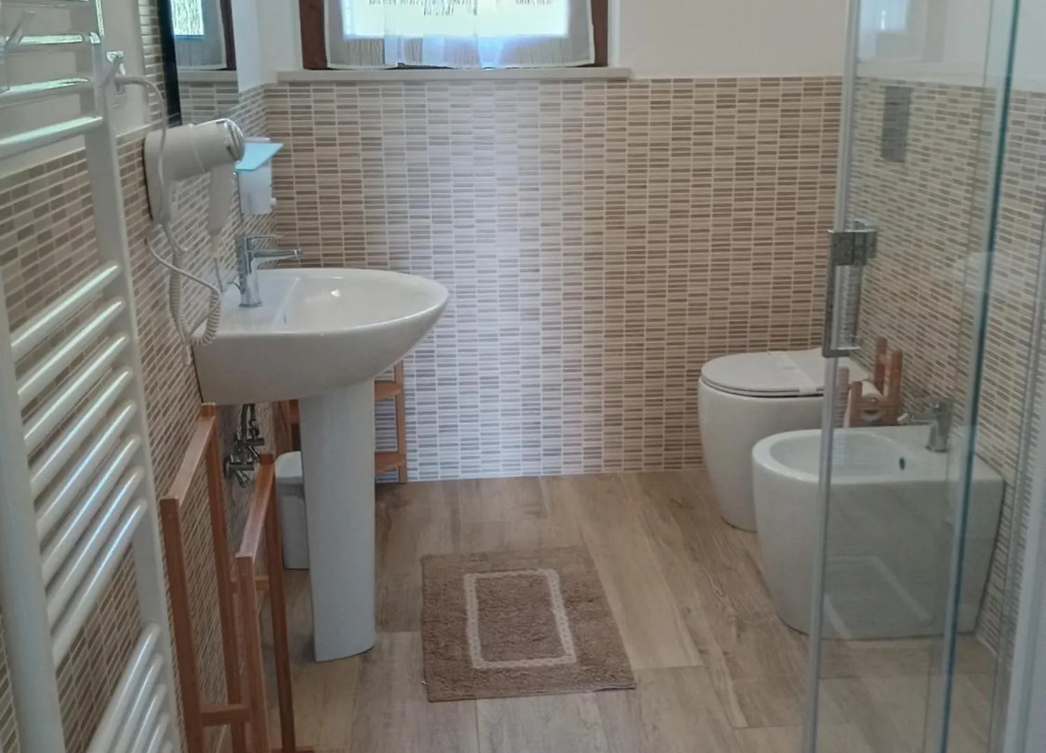 ゲストハウス Dalla Gina E Paolino B&B アウッラ