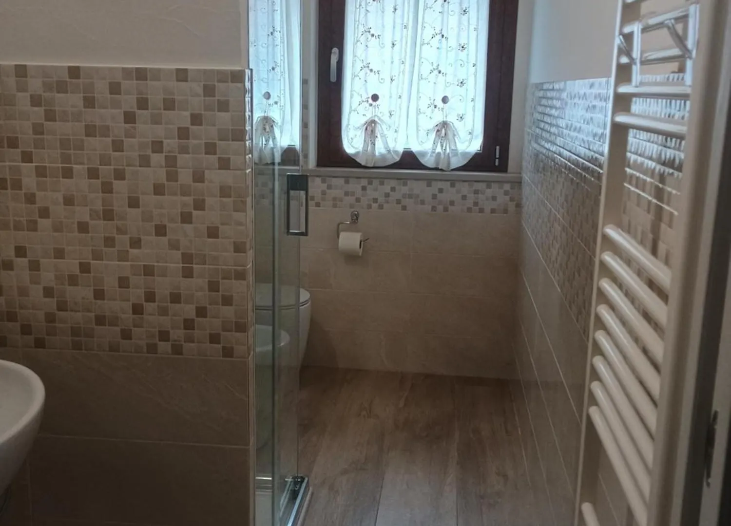 Dalla Gina E Paolino B&B アウッラ ゲストハウス