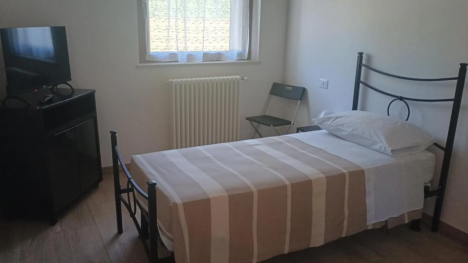 Guest house Dalla Gina E Paolino B&B Aulla Italy